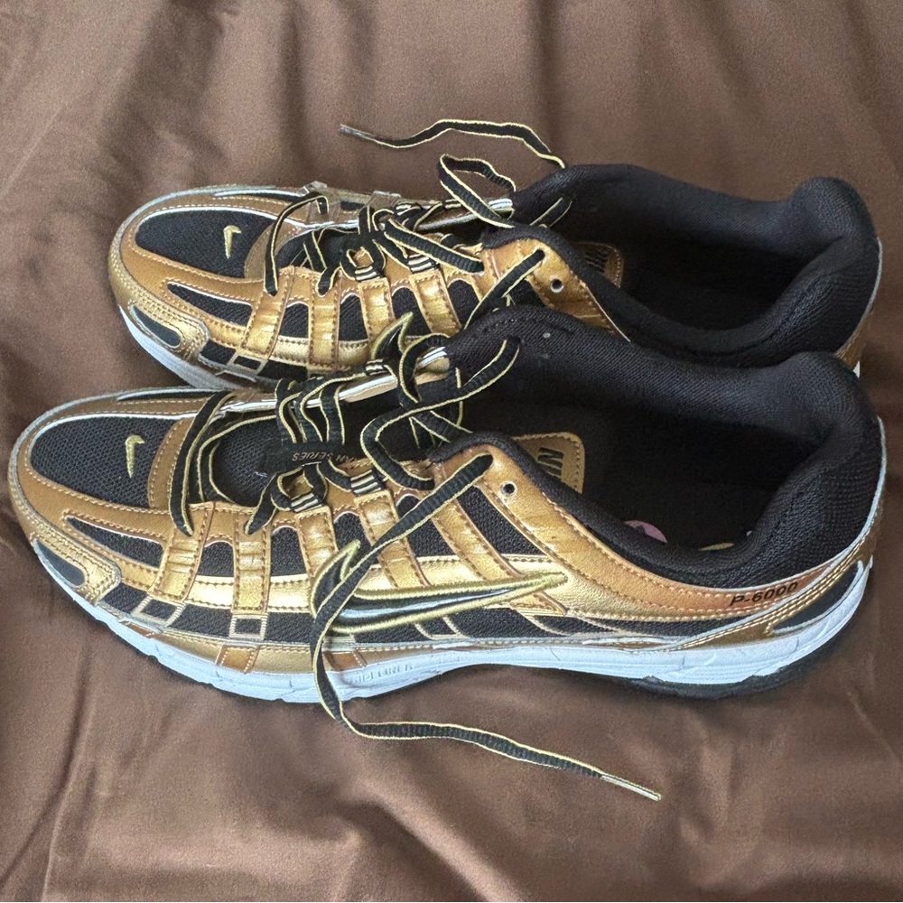 Nike Black and Gold Athletic Shoes